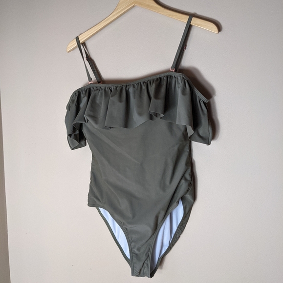 Olive green one piece swim suit size medium - Picture 4 of 4